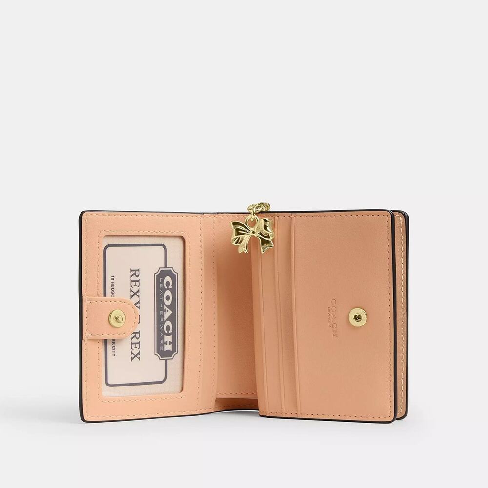 ❤️ Coach Snap Wallet In Signature Leather With Bow Charm - Picture 4 of 11